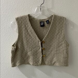Women’s Gap cropped vest size Small